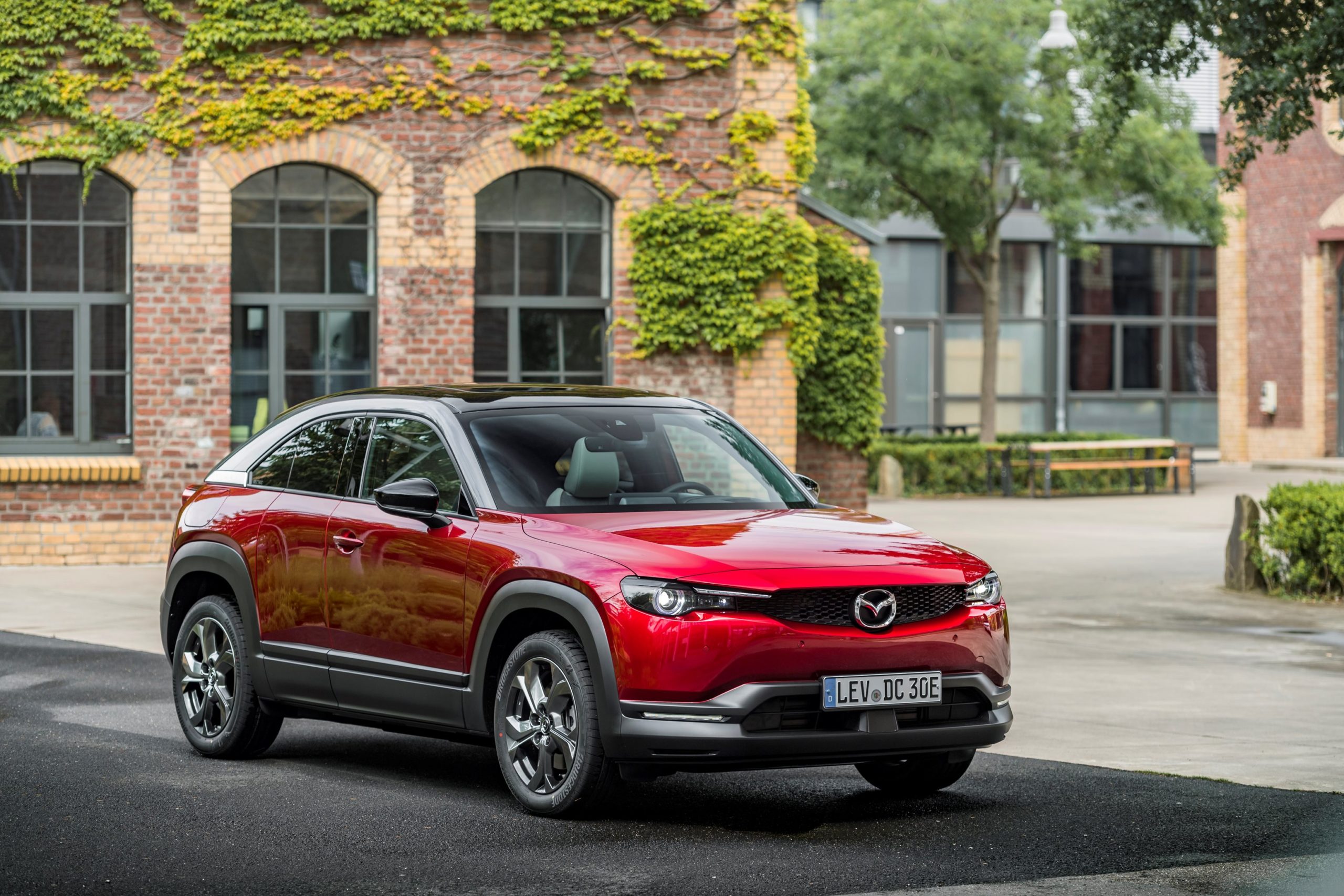 Mazda mx 30 характеристики