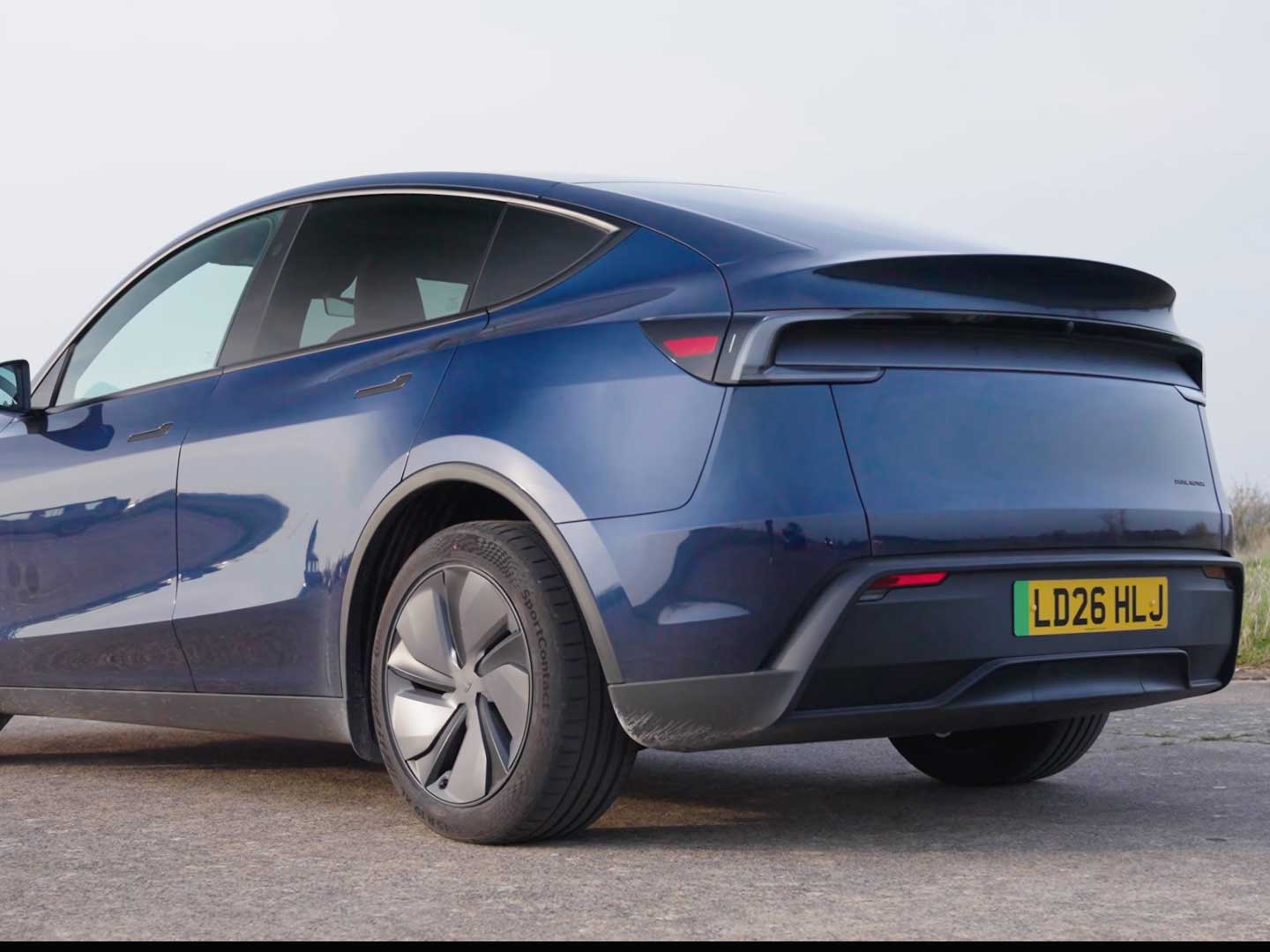 2026-Tesla-Model-Y-rear-static-Carwow