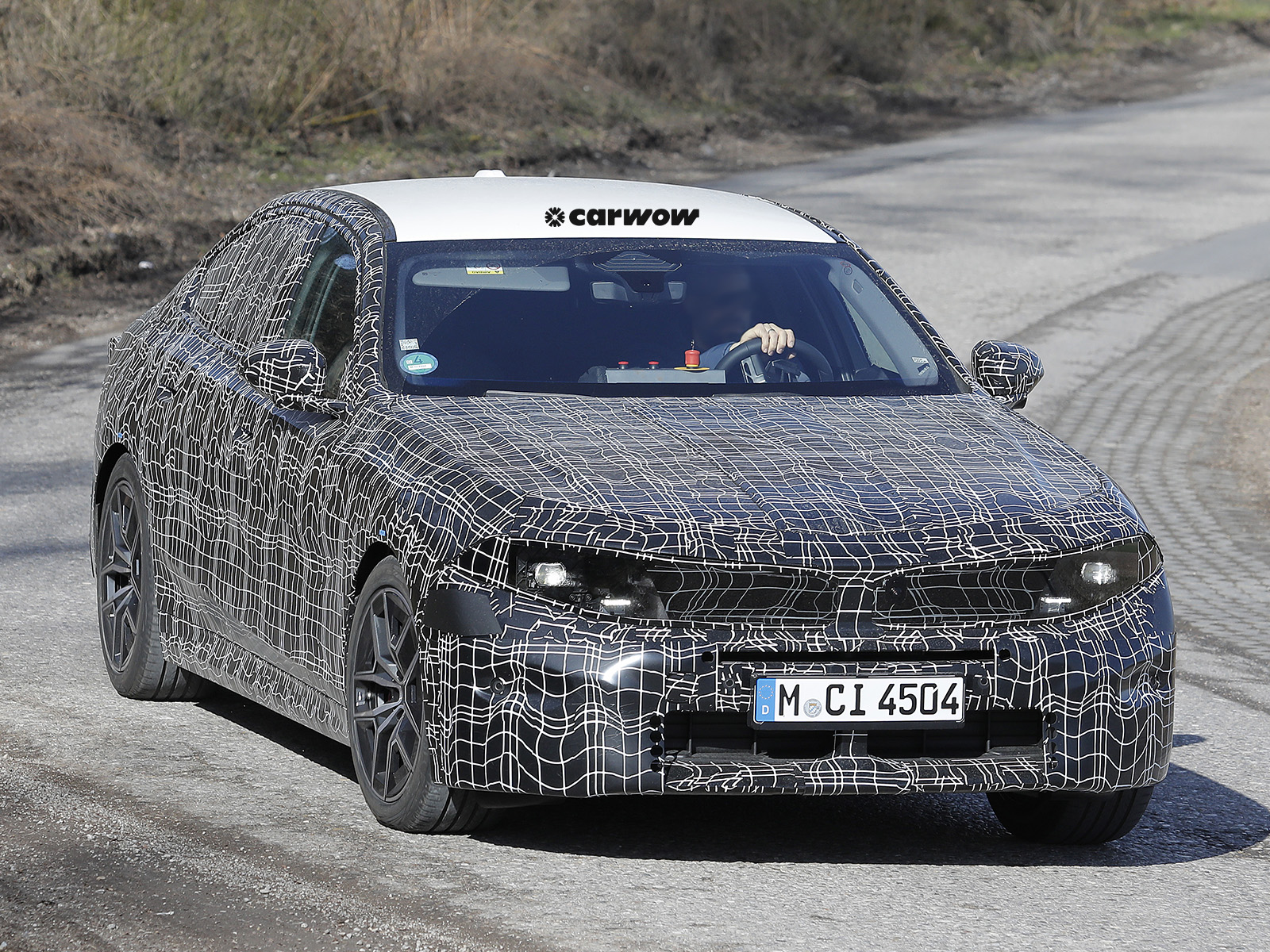 BMW 5er i5 Facelift 2026 auf Testfahrt