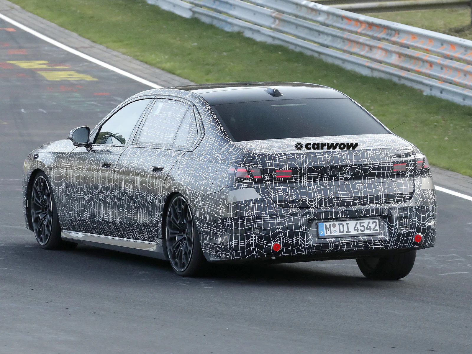 BMW 7er Facelift 2026 Testfahrt Heckansicht