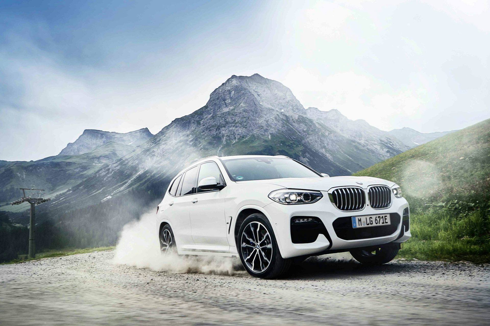 BMW X3 Plugin Hybrid Preis, Motoren, Ausstattungen und Alternativen