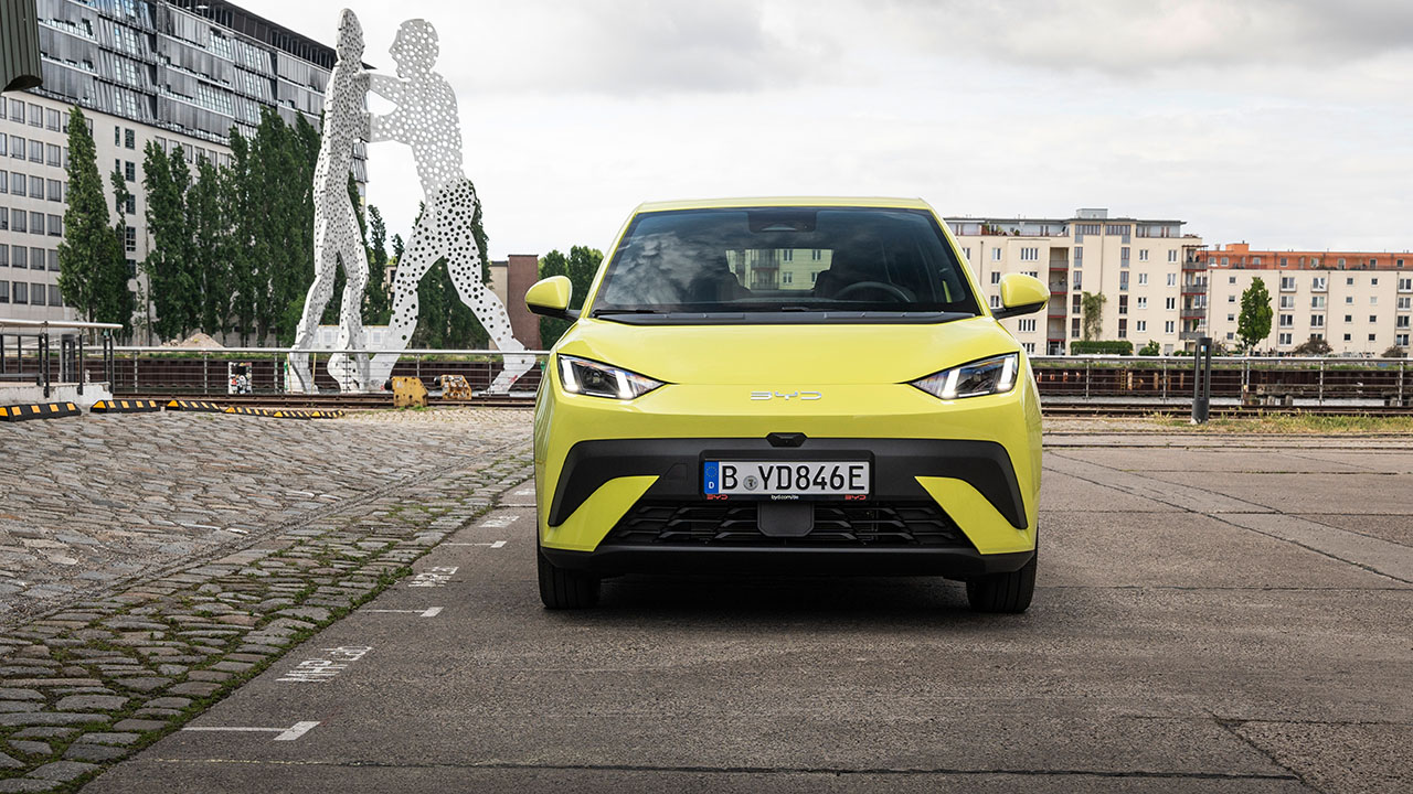 BYD Dolphin Surf Deutschlandpremiere 21 mai Frontansicht