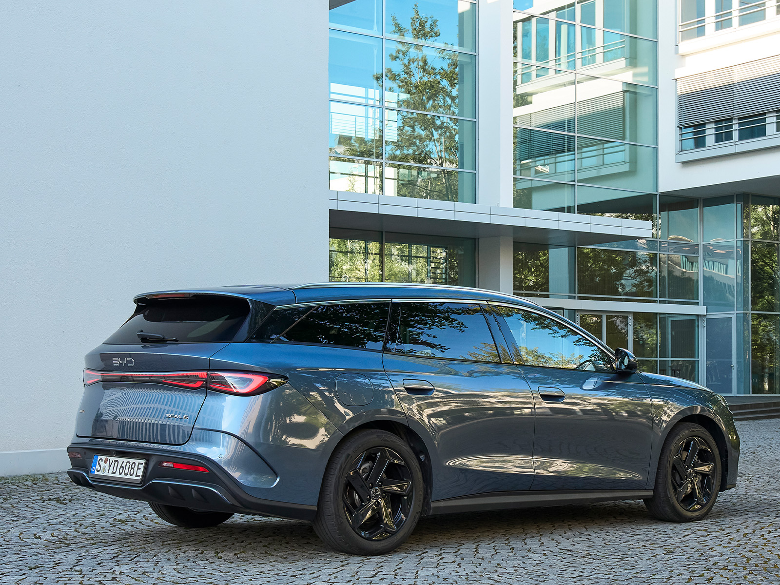 BYD Seal 6 DM-I Touring Vorstellung Heckansicht