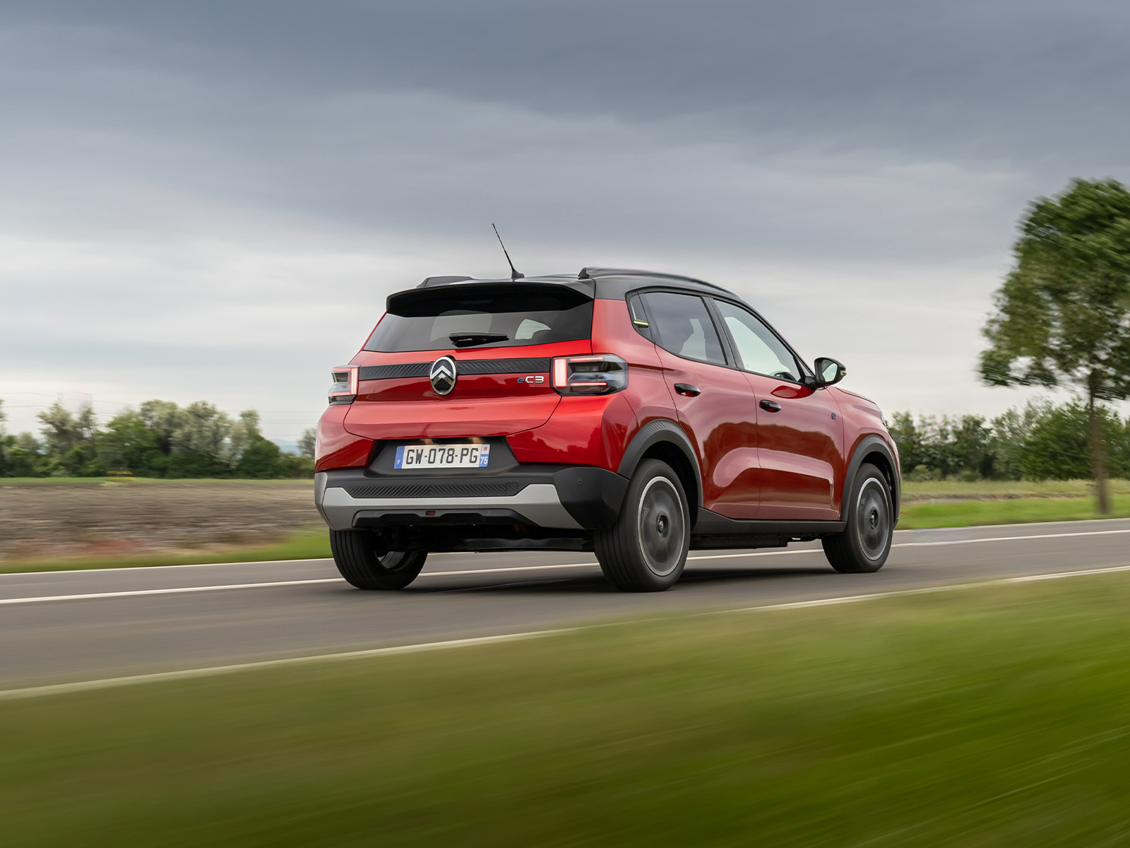 Citroen e-c3 rot Heckansicht