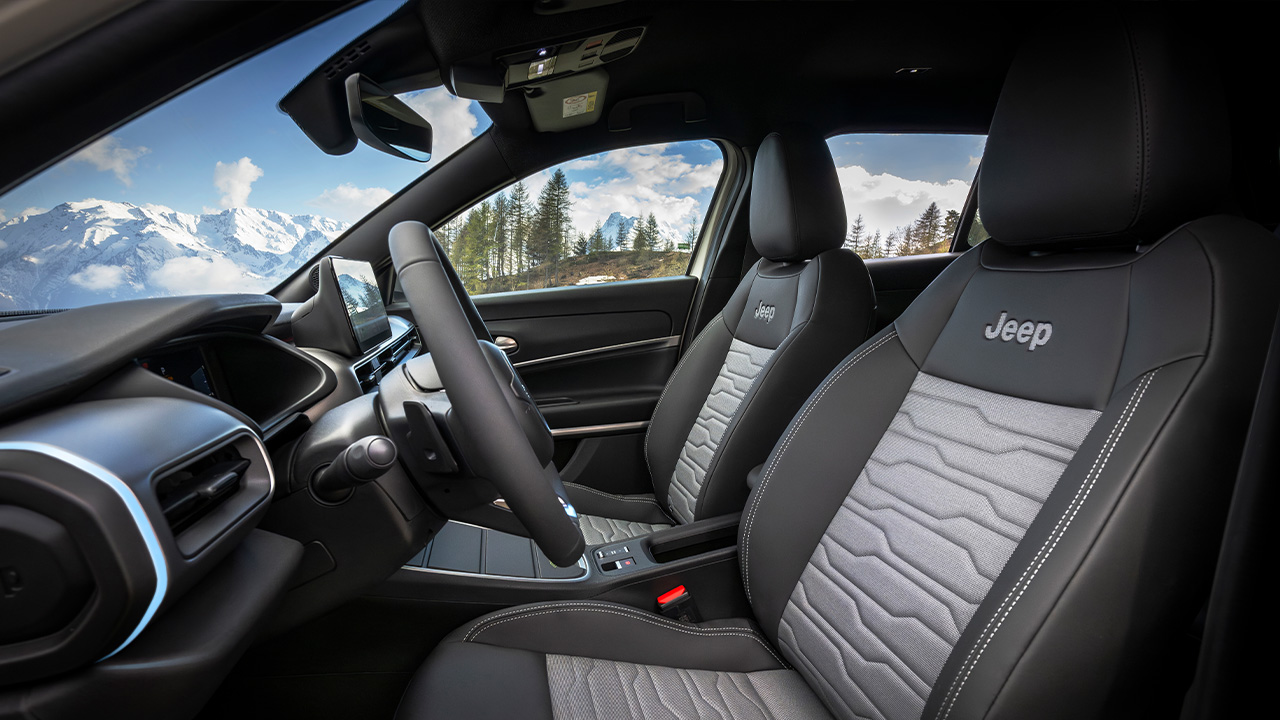 Jeep Avenger 4xe Innenraum