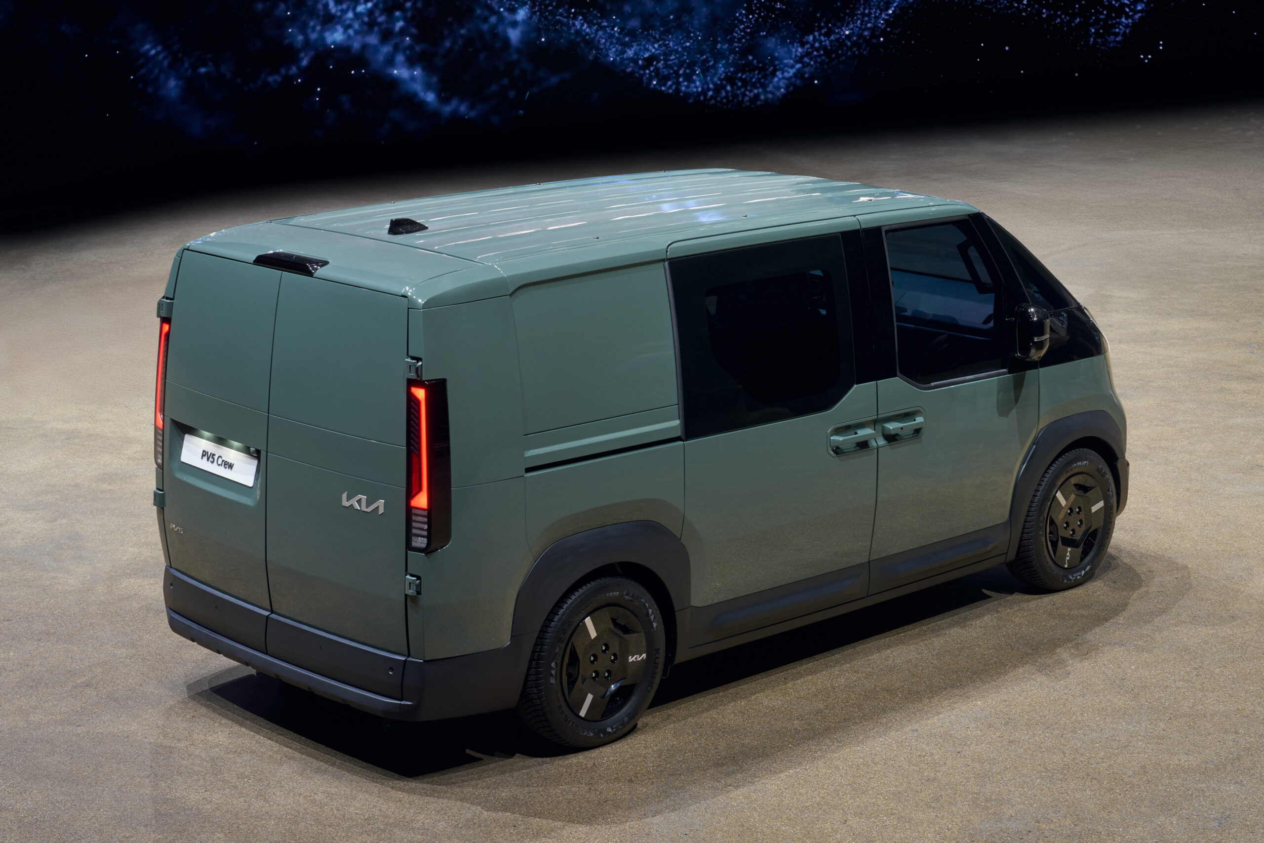 Kia PV5 Crew