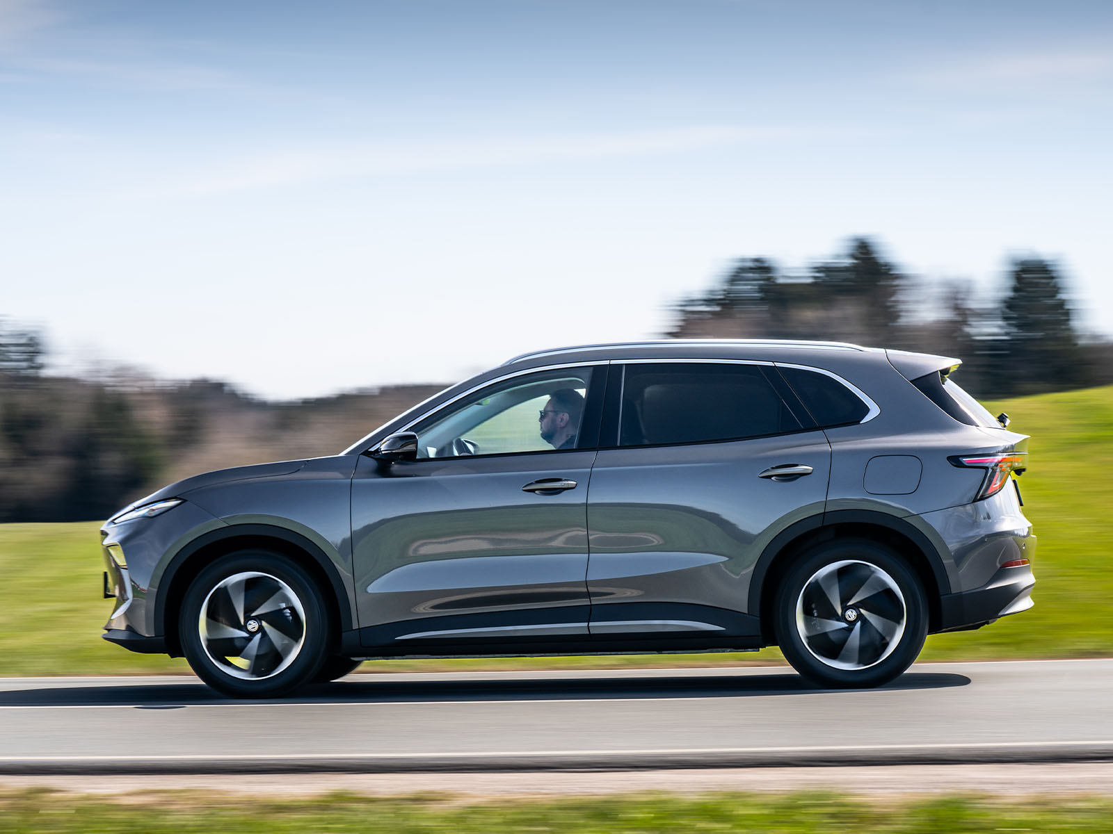 MG S5 EV 2025 Seitenansicht