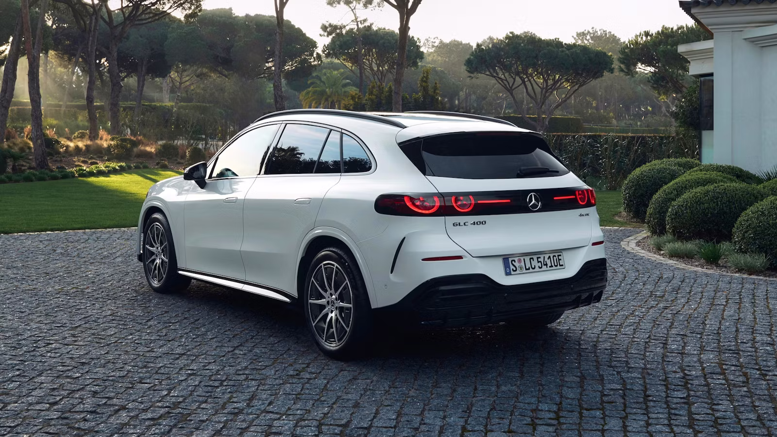 Mercedes-GLC-EV-2026-LHD-rear-three-quarter-static