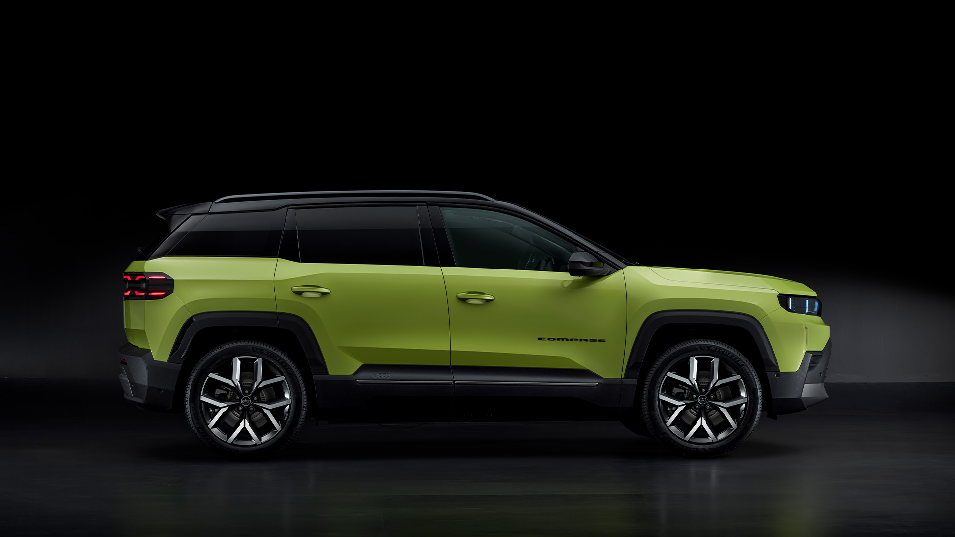 Neuer Jeep Compass 2025 Seitenansicht