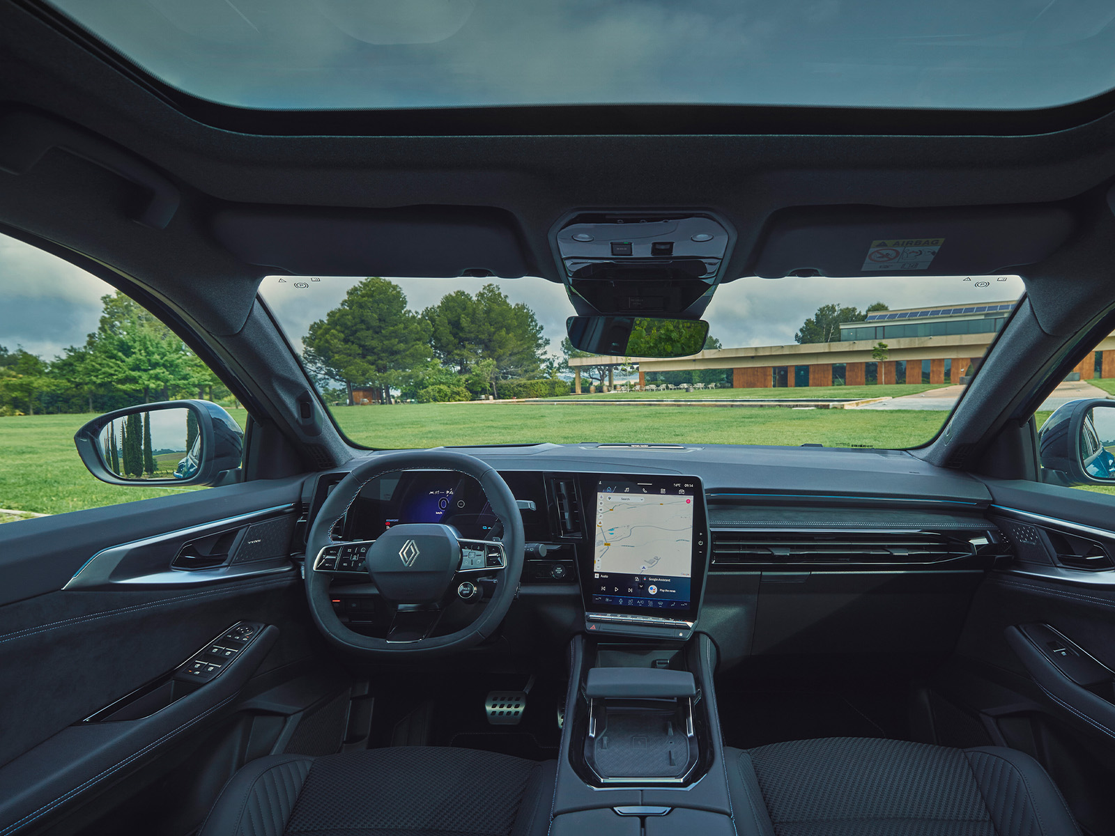 Renault Austral on sale August 2025 Cockpit