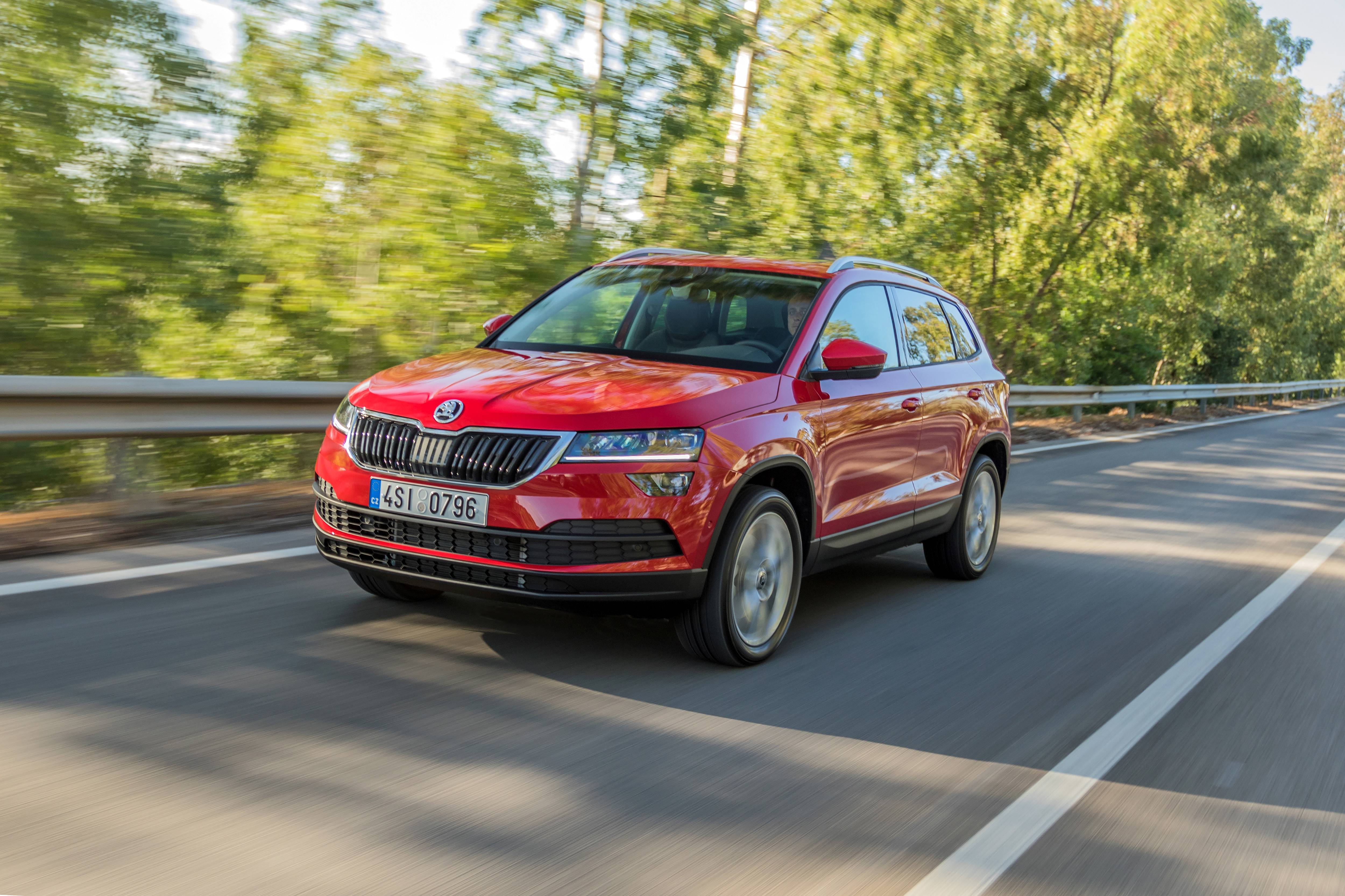 Skoda Karoq: Preis, Motoren, Ausstattungen Und Alternativen | Carwow.de