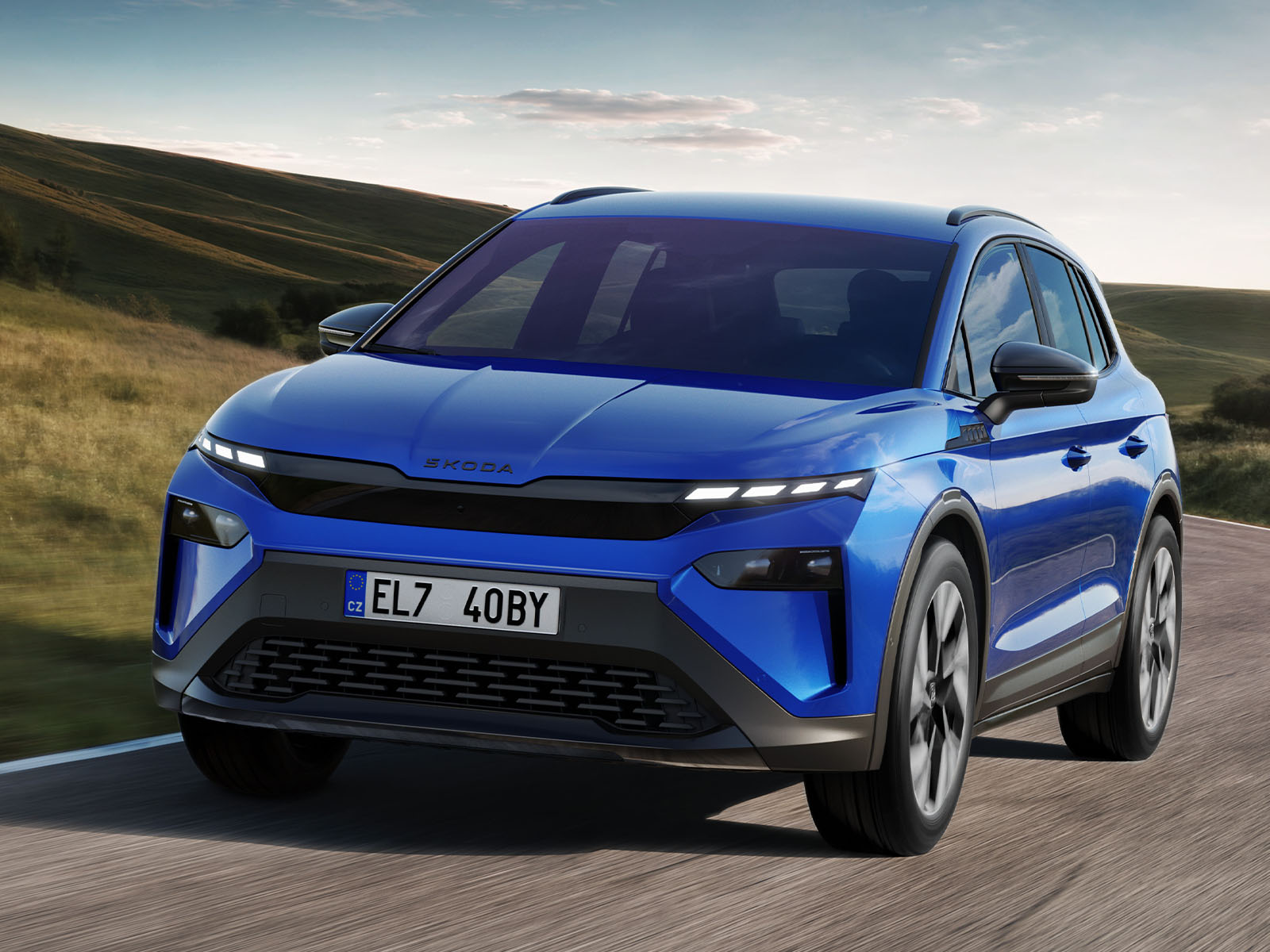 Skoda Elroq im Vergleich Mai 2025 dynamisch Frontansicht