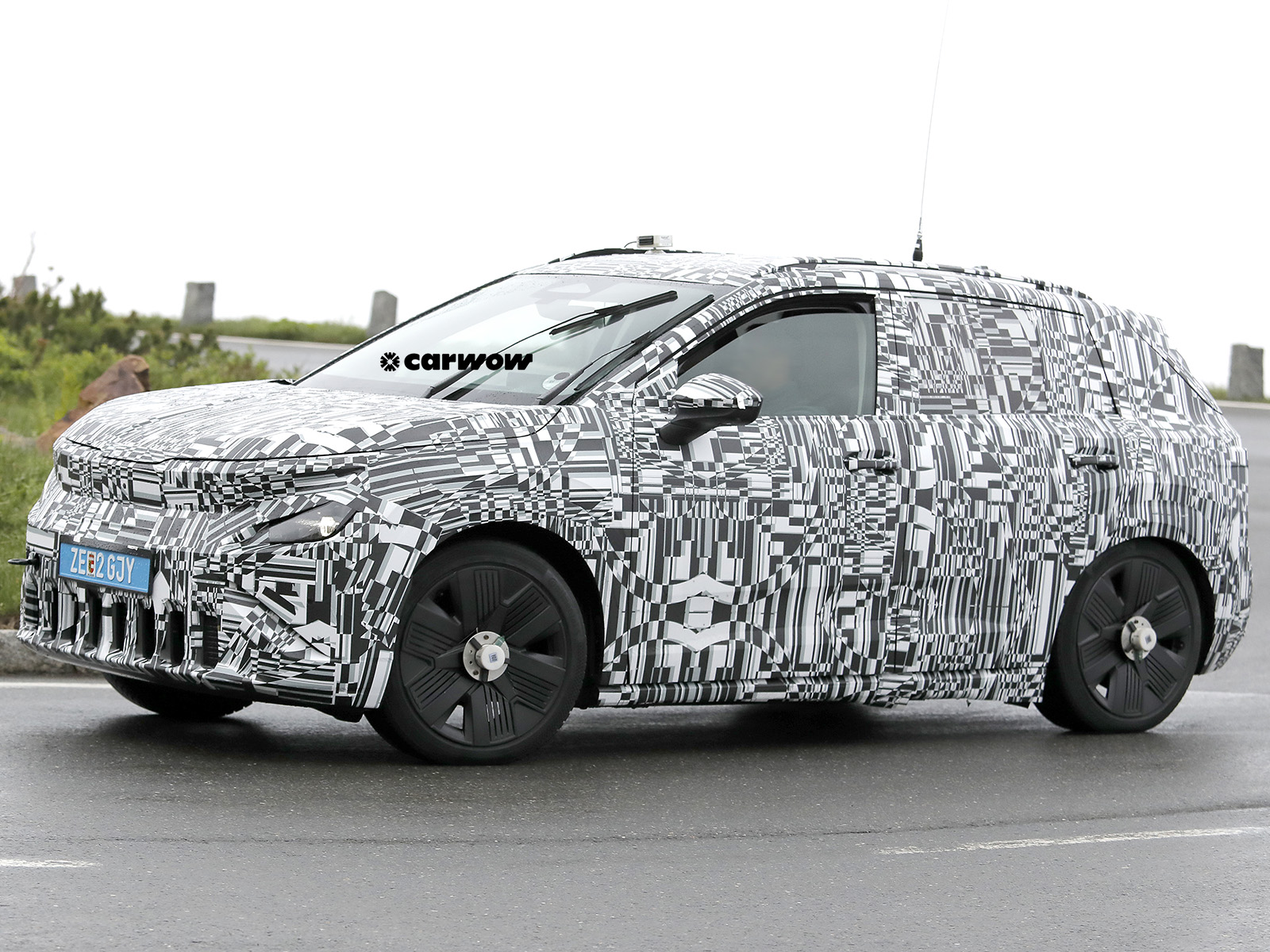 Skoda Epiq Testfahrt 2025 Seitenansicht