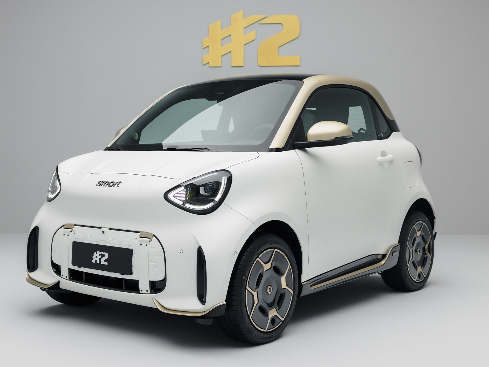 Smart Hashtag 2 Couture Edition