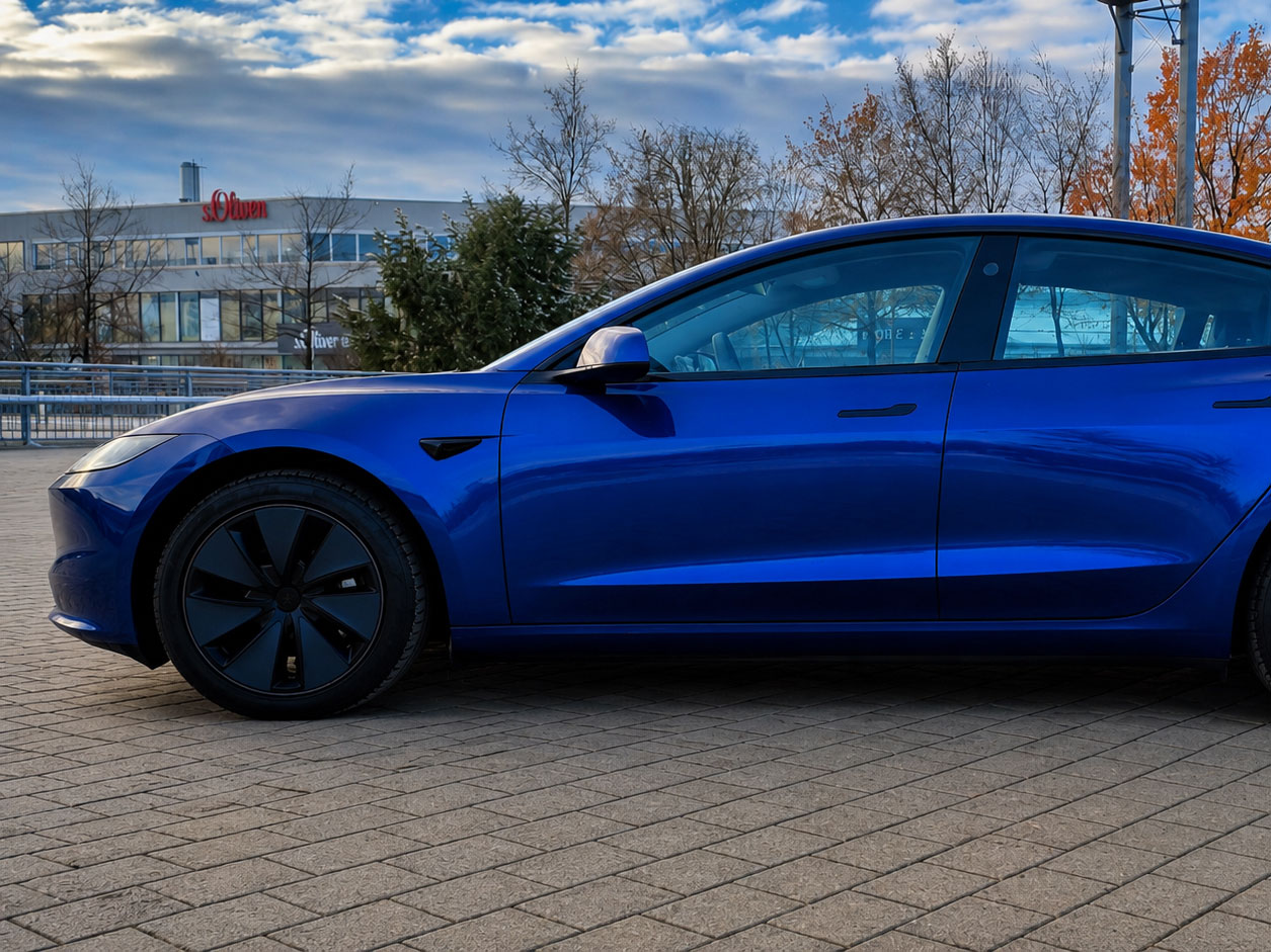 Tesla-Model3-Seite