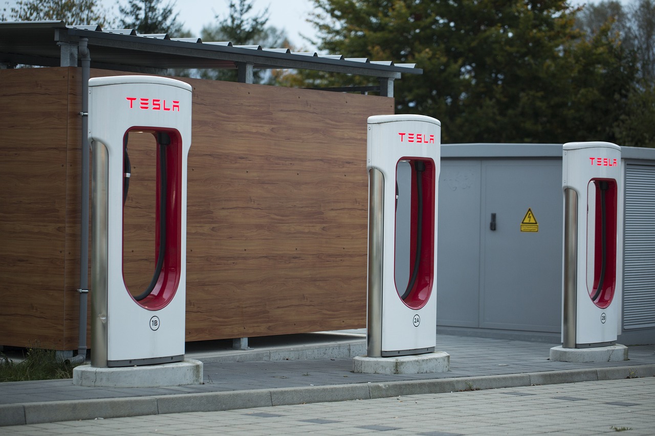 Tesla_Supercharger