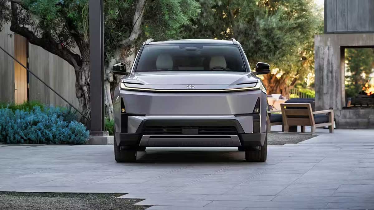 Toyota-Highlander-Front