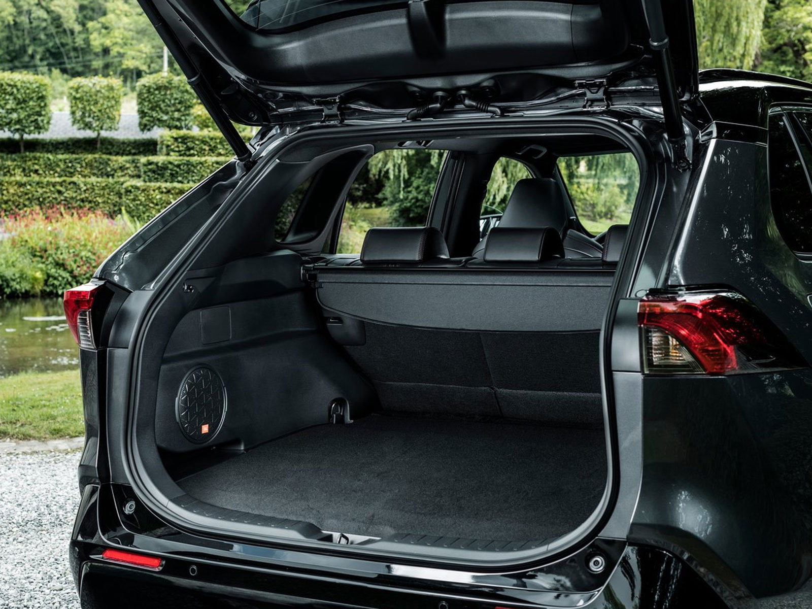 Toyota RAV4 im Angebot Oktober 2025 Kofferraum