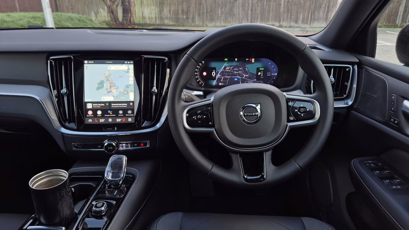 Volvo-V60-long-termer-interior