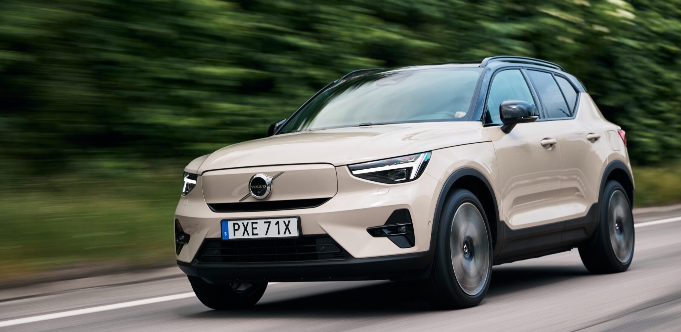 Volvo EX40