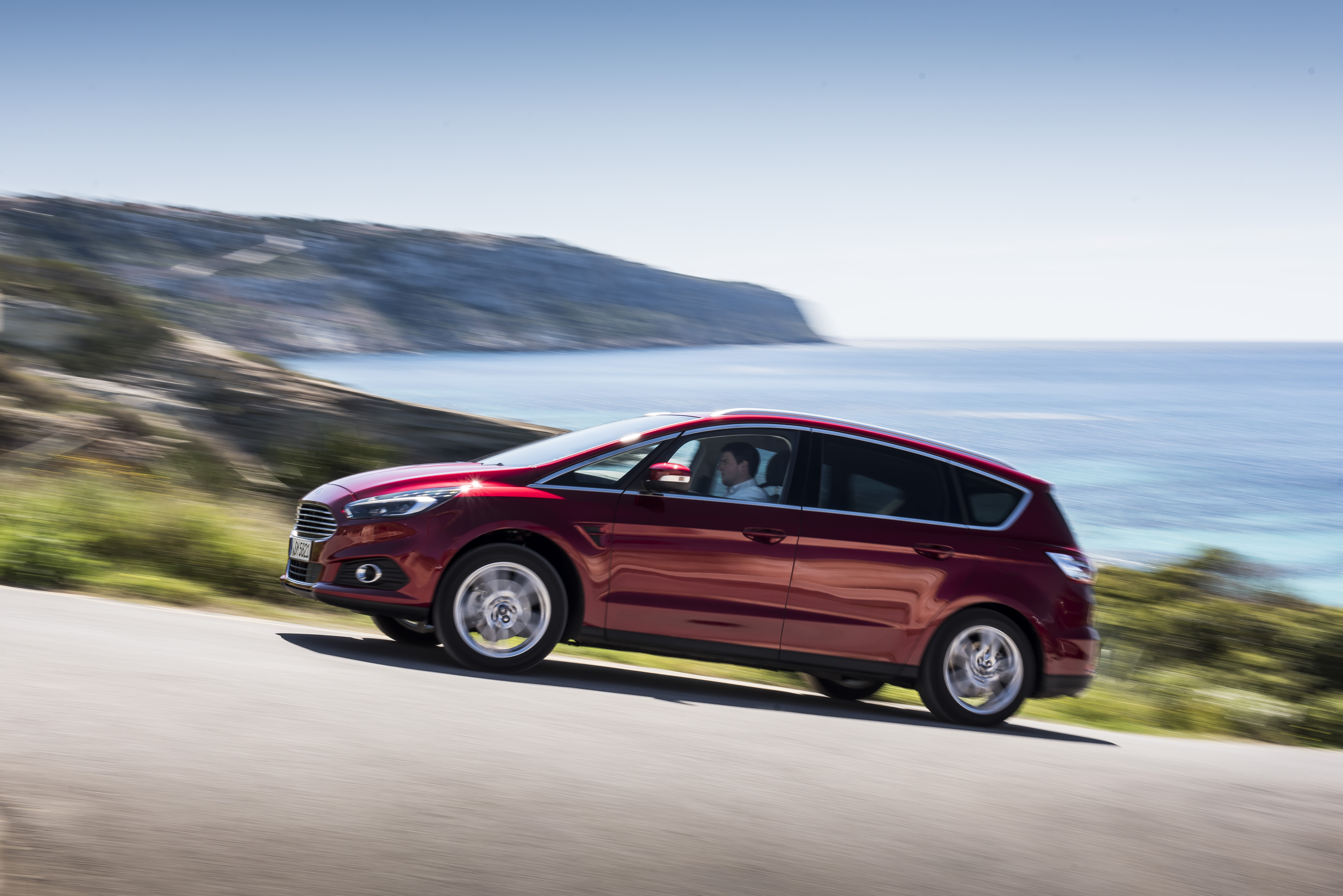 Ford SMAX Preise, Modelle und Test carwow.de