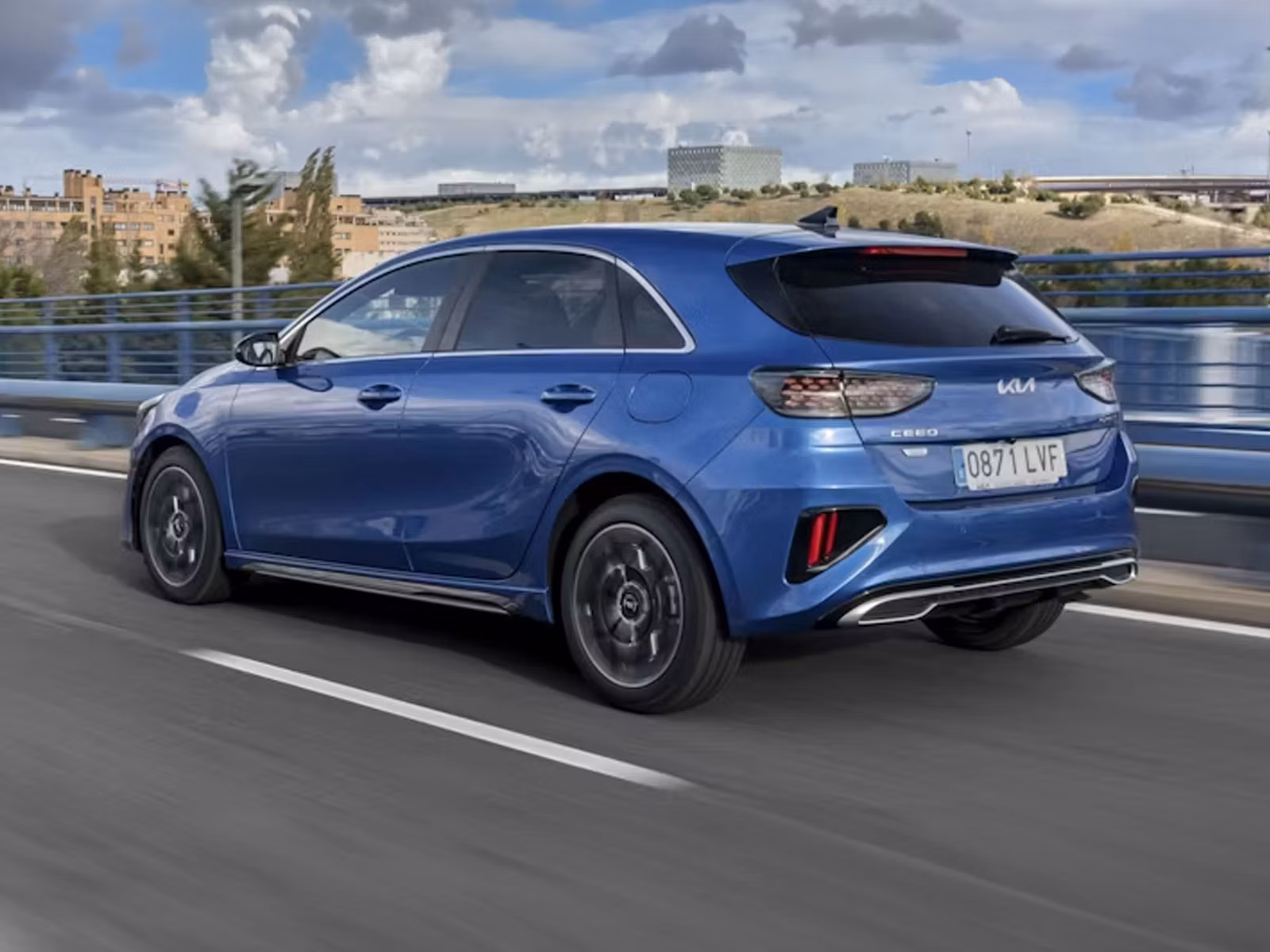 Kia Ceed on sale May 2025 rear view