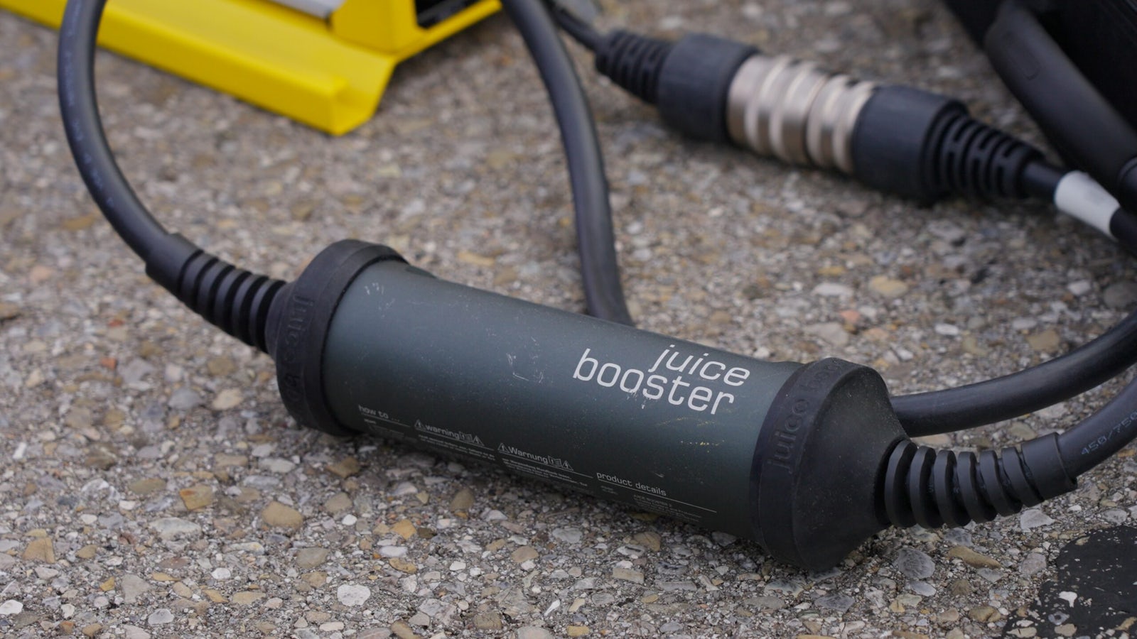 portable_charging_jeep_avenger_framegrab_1.3.1